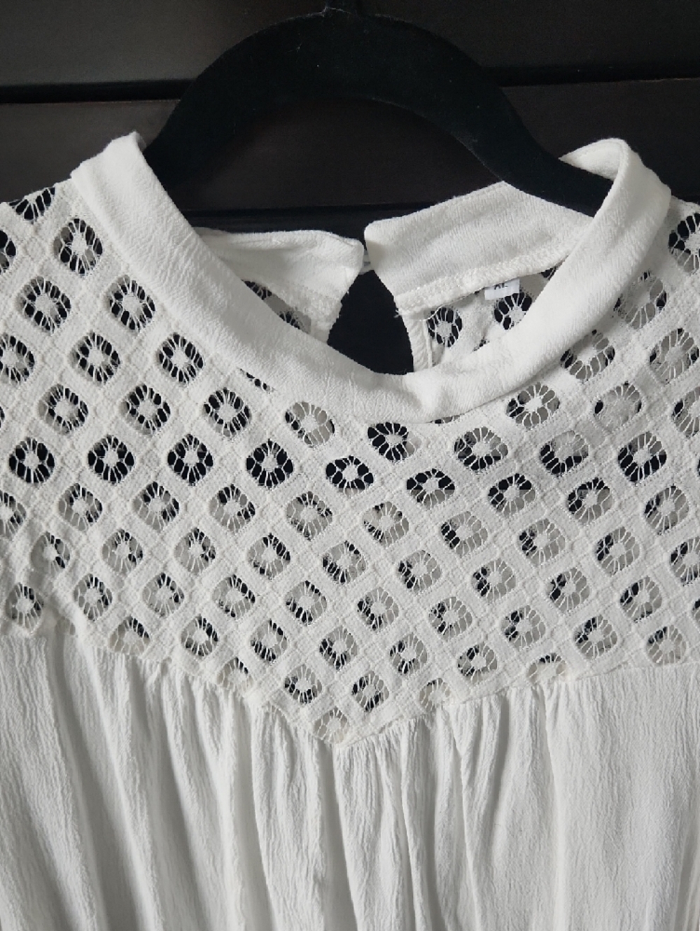 White Crochet-Yoke Long Sleeve Peasant Blouse - Picture 5 of 9